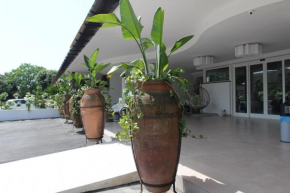 Love & Fama Hotel Sabaudia